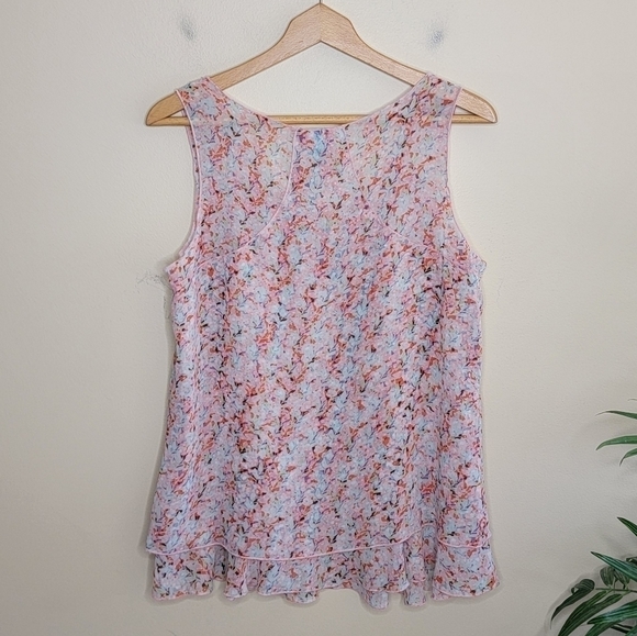 CAbi | #5032 Bella Floral Tiered Sleeveless Tank Blouse - Picture 2 of 5